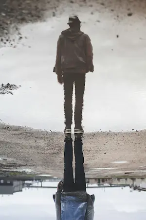 Self-Connection Visual